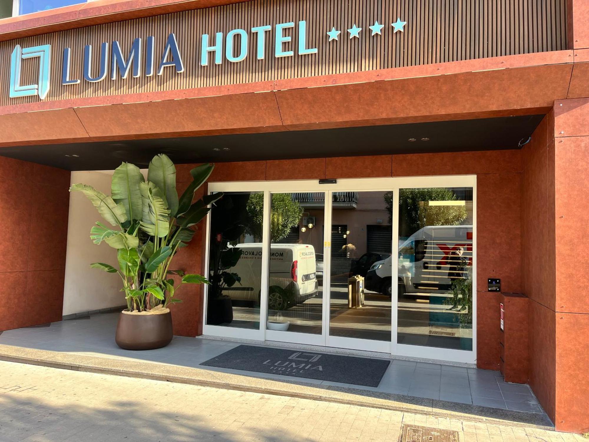 Lumia Hotel Термоли Экстерьер фото